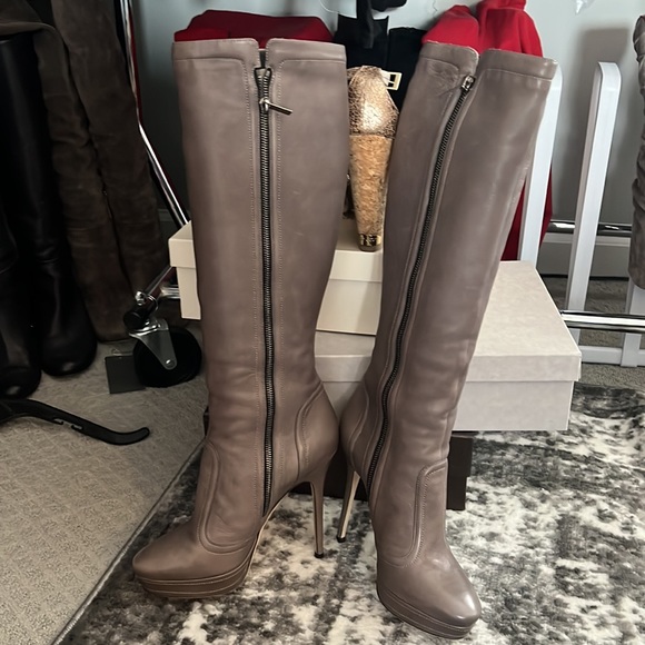 Jimmy Choo light gray size 39 knee high boot - Picture 3 of 6